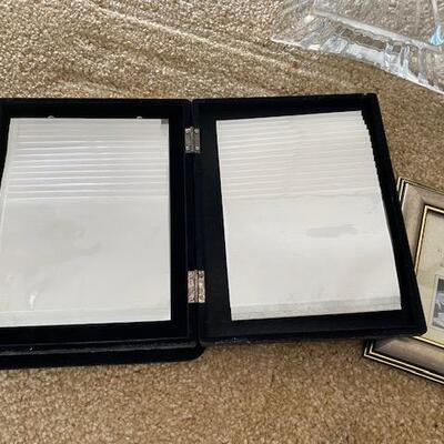 Lot 670 - Frames