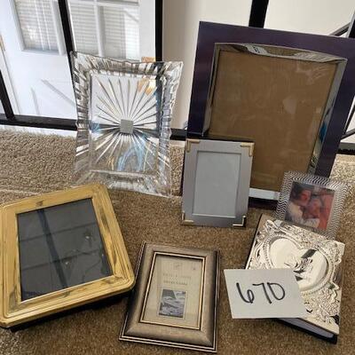 Lot 670 - Frames