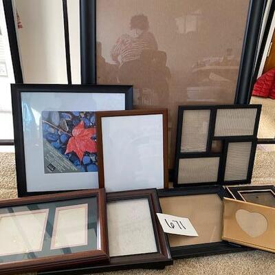 Lot 671 - Frames