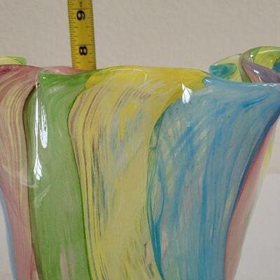 Lot 252: New HALLMARK Colorful Stripes Large Glass Decorative Vase