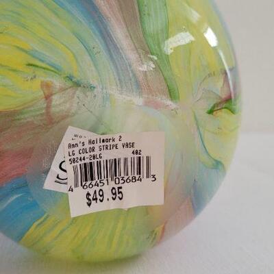 Lot 252: New HALLMARK Colorful Stripes Large Glass Decorative Vase