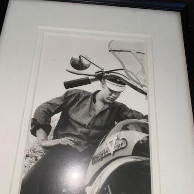 Lot 678 - Elvis Print