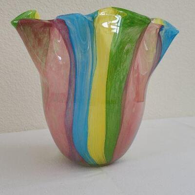 Lot 257: New HALLMARK Colorful Stripes Glass Vase