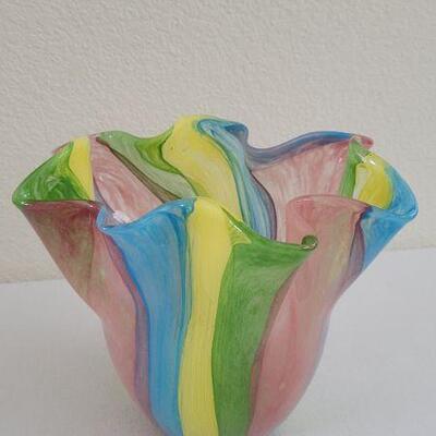 Lot 257: New HALLMARK Colorful Stripes Glass Vase