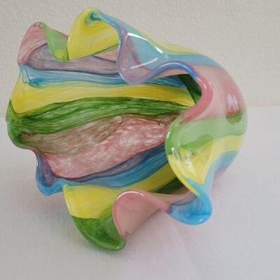 Lot 257: New HALLMARK Colorful Stripes Glass Vase
