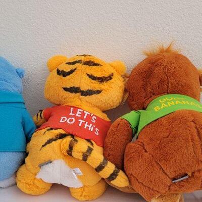 Lot 263: (3) New HALLMARK Shirt Tales Stuffed Plush Animals
