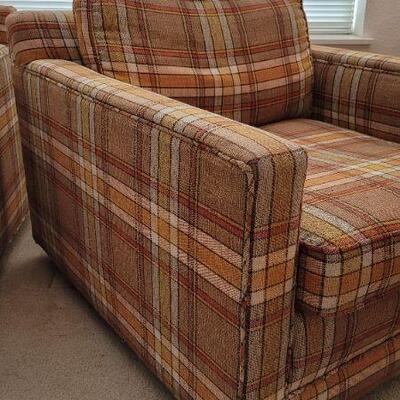 Lot 281: Pair of Vintage MARSHALL FIELD & CO. Mid Century Lounge Chairs