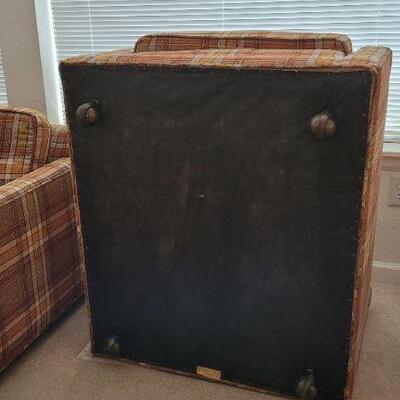 Lot 281: Pair of Vintage MARSHALL FIELD & CO. Mid Century Lounge Chairs