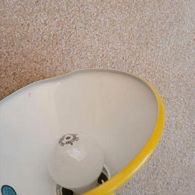 Lot 284: Vintage 4' Yellow Mid Century Modern Desk Clamp Light