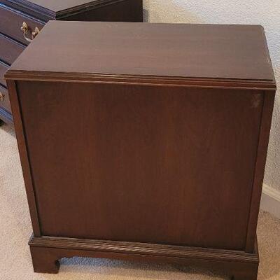 Lot 285: Vintage PAIR of ETHAN ALLEN 4-Drawer Side Tables 