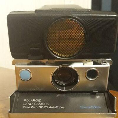 Vintage Cameras & Binoculars