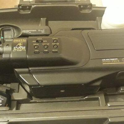 Vintage Cameras & Binoculars