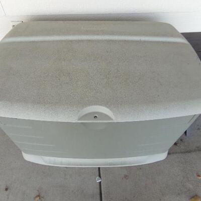 LOT 127  OUTDOOR STORAGE CHEST AND SMALL TABLE