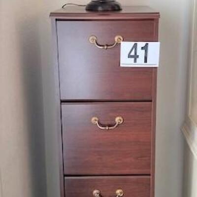 LOT#41DR: Wood 4 Tier File Cabinet w/ Lamp