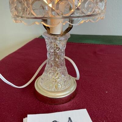 Lot 694 - Vintage Lamp