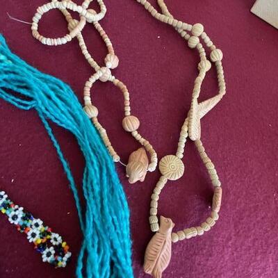 Lot 702 - Necklace Lot