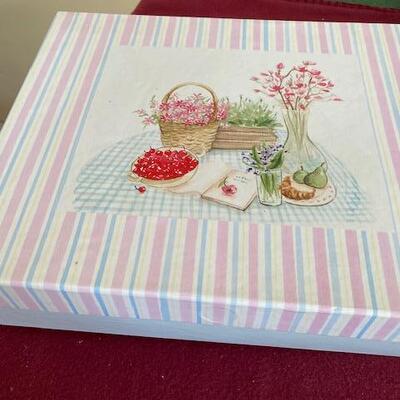 Lot 708 - Cute Storage Boxes