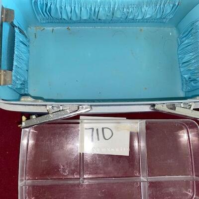 Lot 710 -  Vintage Samsonite Train Case