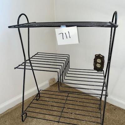 Lot 711 - Vintage Wire Shelf
