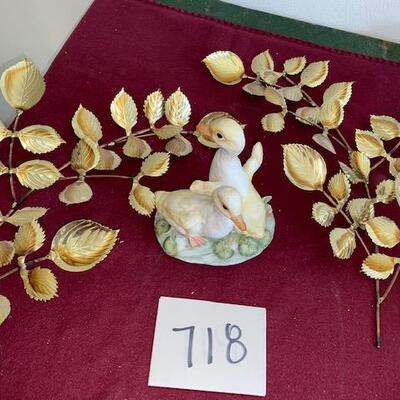 Lot 718 - Home Interiors decor