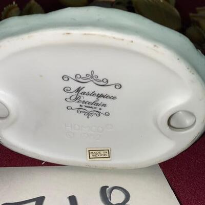 Lot 718 - Home Interiors decor