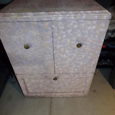 LOT 139  WOODEN CABINET
