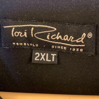 LOT 129  MEN'S SHIRT JUKEBOX PRINT TORI RICHARD 2XLT