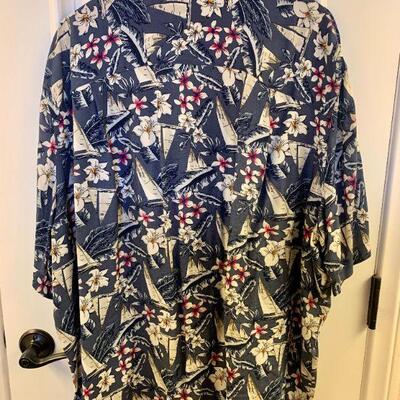 LOT 132  MEN'S HAWAIIAN SHIRT ISLAND PASSBORT SAILBOATS & FLOWERS SIZE 2XL
