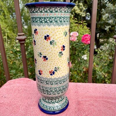 LOT 151  TALL VASE & CENTERPIECE COMPOTE 
