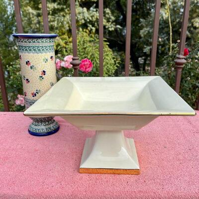 LOT 151  TALL VASE & CENTERPIECE COMPOTE 