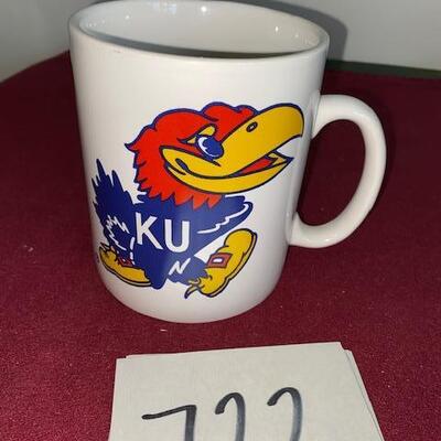 Lot 722 - KU  Large Mug