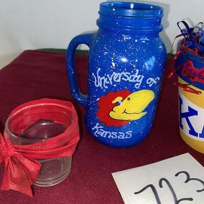 Lot 723- KU items