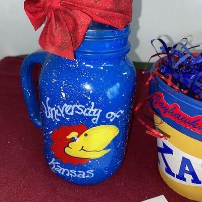 Lot 723- KU items