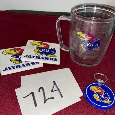 Lot 724 - KU items