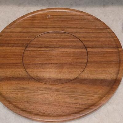 Lot 27: Mid Century Modern Teak and Other Wood Serving Charcuterie Boards & Trays