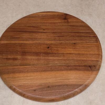 Lot 27: Mid Century Modern Teak and Other Wood Serving Charcuterie Boards & Trays