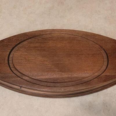 Lot 27: Mid Century Modern Teak and Other Wood Serving Charcuterie Boards & Trays
