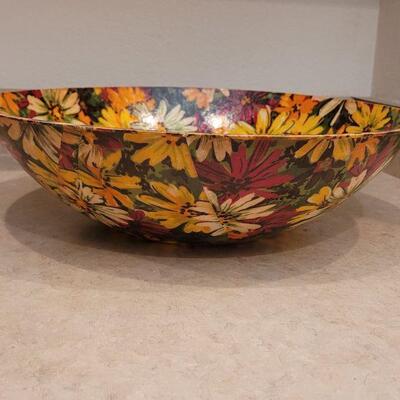 Lot 29: Mid Century Modern Fiberglass Bowl 14.5"