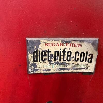 Lot# 96 Vintage Vendo 56 Soda Machine Coke Pepsi Diet Rite Cola Coca Cola 