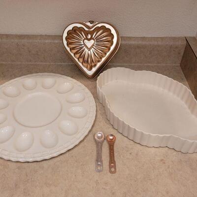 Lot 41: Rose Copper Heart Mold & 2 Measuring Spoons, Hallmark Egg Dish, and Serving Dish