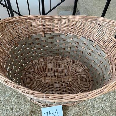 Lot 754 - Large  wicker Laundry Basket