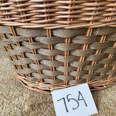 Lot 754 - Large  wicker Laundry Basket
