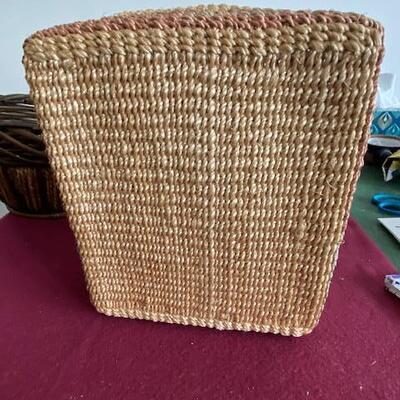 Lot 761 - Baskets