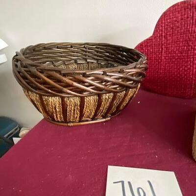 Lot 761 - Baskets