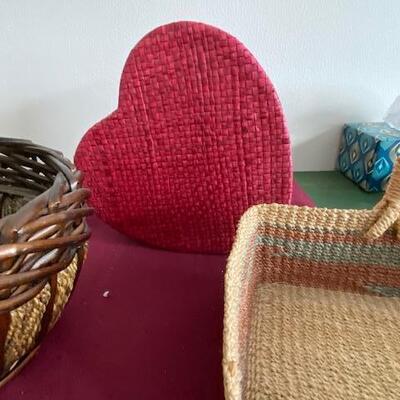 Lot 761 - Baskets
