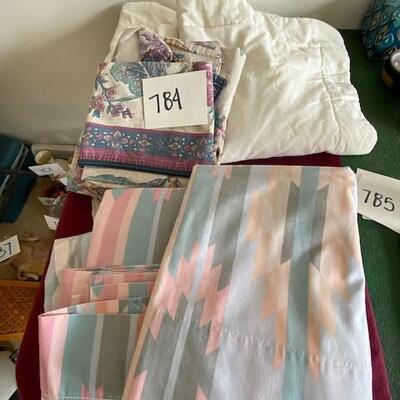 Lot 784 -  Sheet sets and shams