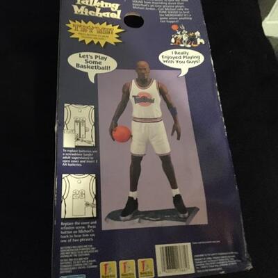 Talking Michael Jordan Space Jam 17681 MIB. LOT 43