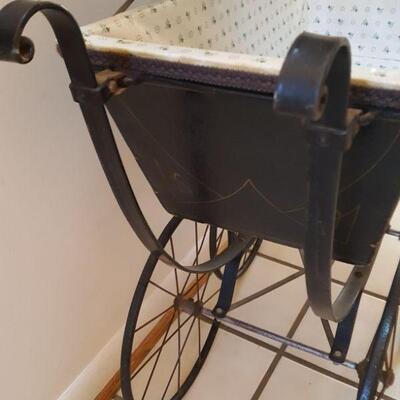 Antique Baby Carriage Metal and Wood Porcelaine 