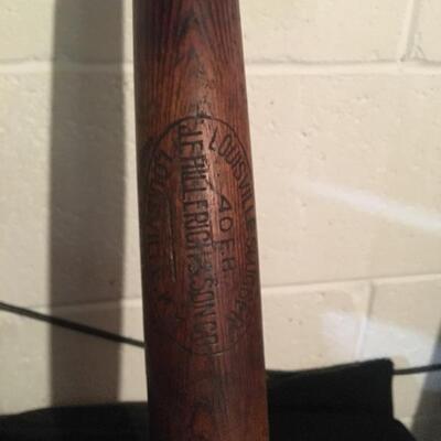 Antique c.1914 Louisville Slugger 33â€ Game Bat. 3 lbs. LOT 49