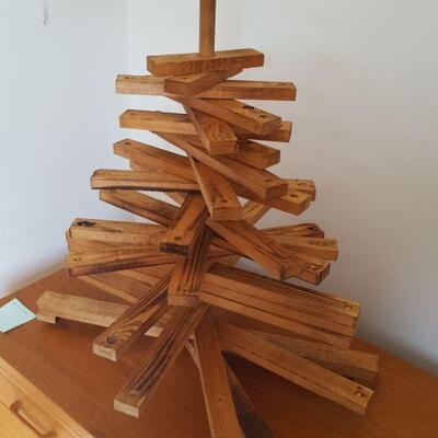 Scandinavian Wood Christmas Tree 27